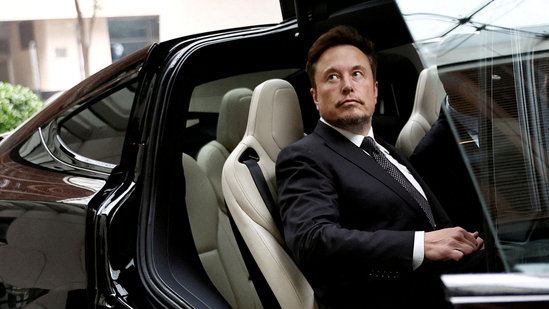 Musk’s Ultimatum Causes Resignations and Job Fears in Government