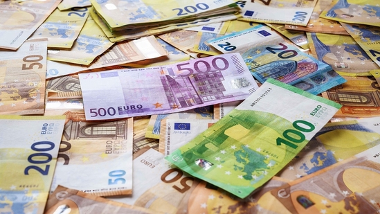 French Man Offers to Share €500K Lottery Win with Credit Card Thieves