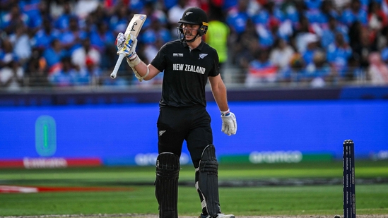 Bracewell’s Heroics Lead New Zealand to 251 in Champions Trophy Final!