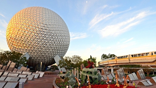 Fire Breaks Out at EPCOT: Guests Evacuated, No Injuries Reported