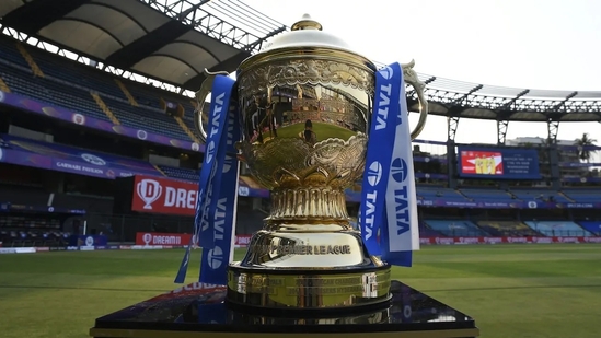 ipl trophy new new 1651582336209 1741956075131