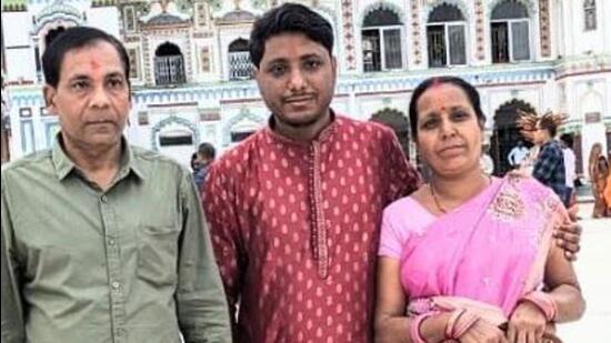Raj Krishna Jha: From Struggle to Success in UPSC CSE 2024!