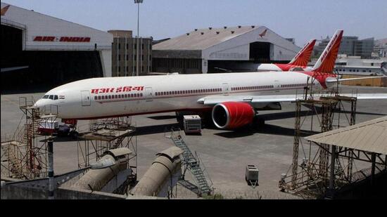 Delhi Dust Storm Disrupts Air India Flight 2412 to Bengaluru