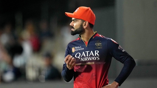AB de Villiers Stands Up for Kohli After Stunning IPL 2025 Performance