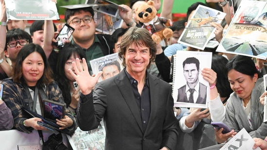 Tom Cruise’s Fun Fan Moment in Korea During Movie Promotion